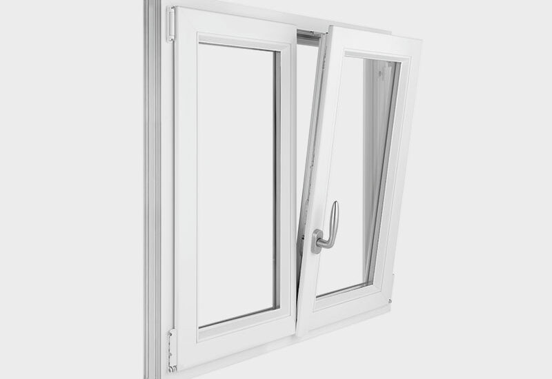 Okucie okienne activPilot Concept – okno PCV w pozycji uchylnej